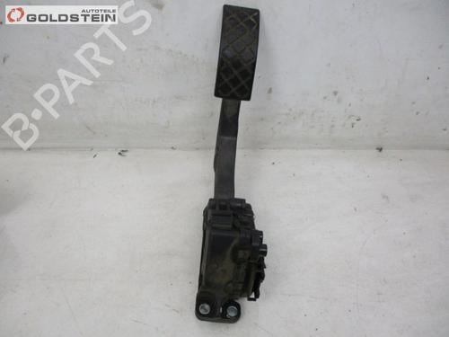pedal-vw-fox-hatchback-5z1-5z3-5z4-12-6qd721503-2003-2004-2005-2006-2007-2008-2009-2010-2011-2012-2013-2014-2015-18749979 main image