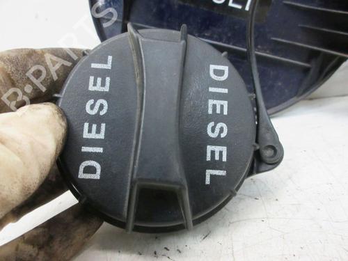 Fuel flap HYUNDAI SANTA FÉ II (CM) 2.2 CRDi GLS 4x4 | BP30668137C131