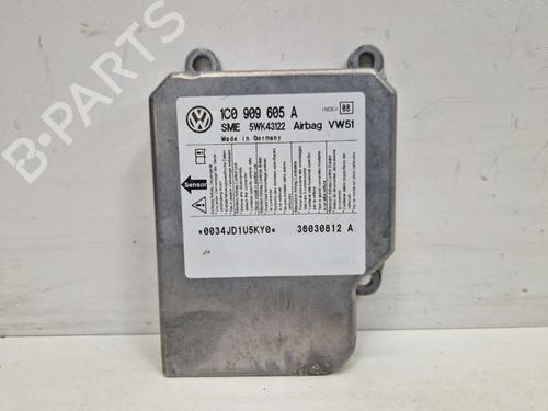 Used Control unit VW TRANSPORTER T5 Bus (7HB, 7HJ, 7EB, 7EJ) 1.9 TDI (105 hp) 32230161