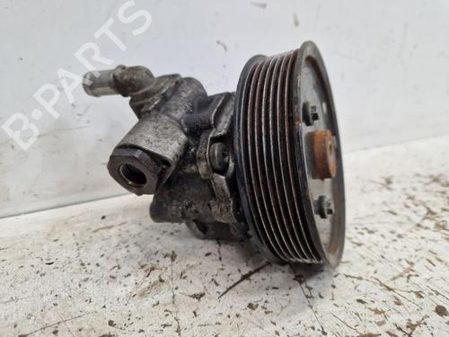 Used Steering pump RENAULT MASTER III Van (FV) 2.3 dCi 125 FWD (FV0C, FV0D, FV0G, FV0H, FV0J, FV0K,... (125 hp) 29702806