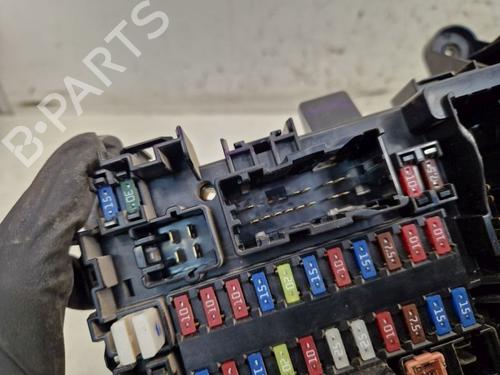 Fuse box SUZUKI GRAND VITARA II (JT, TE, TD) 1.9 DDiS All-wheel Drive (JT419, TD44, JB419WD, JB419XD,... | BP29107251E1 