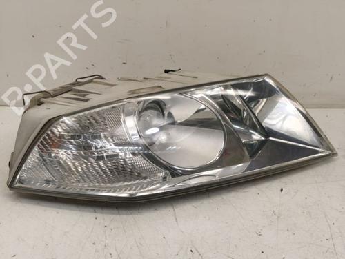 Used Right headlight Right headlight SKODA OCTAVIA II Combi (1Z5) 1.6 FSI (115 hp) 40069195 40069195