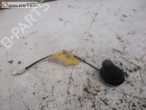 Antenne/Base Antenne/Base VW GOLF V (1K1) 1.9 TDI (105 hp) 37097032 37097032