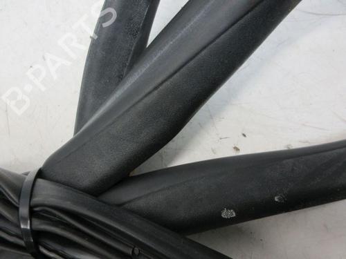 Rubber door seal VOLVO XC60 I SUV (156) 3.2 AWD | BP21383477C142 