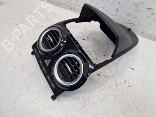 Used Air vent OPEL CORSA D (S07) 1.4 (L08, L68) (100 hp) 29105532