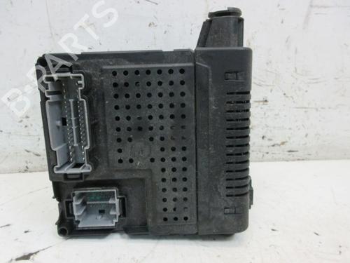 Fuse box VOLVO XC90 I (275) 2.5 T AWD | BP29093183E1