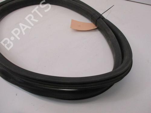 Rubber door seal RENAULT CLIO IV (BH_) 1.2 TCe 120 (BHM0) | BP29083648C142 