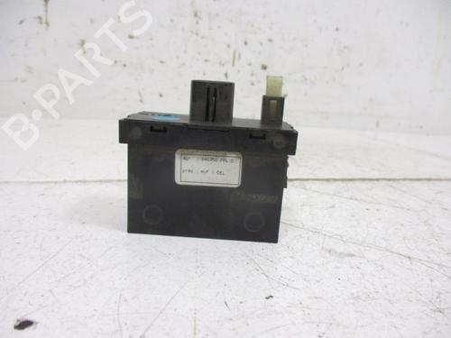 control-unit-land-rover-range-rover-ii-p38a-25-d-4x4-940350-1994-1995-1996-1997-1998-1999-2000-2001-2002-18792500 main image