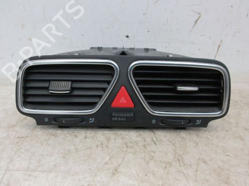air-vent-vw-eos-1f7-1f8-2006-2007-2008-2009-2010-2011-2012-2013-2014-2015-37129053 main image
