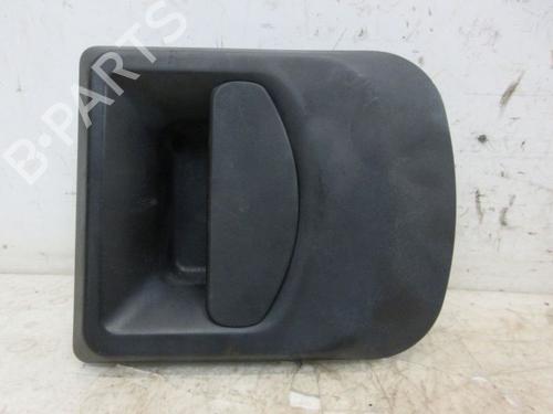 Used Front left exterior door handle IVECO DAILY III Van 29 L 12 V (ALKA41A2, ALLA52A2, ALKA42A2) (116 hp) 30668640