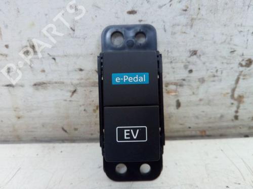 Used Switch NISSAN QASHQAI III (J12) 1.5 VC-T e-Power (190 hp) 29105274