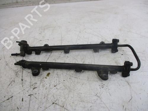 Used Injection rail Injection rail 37114575 37114575