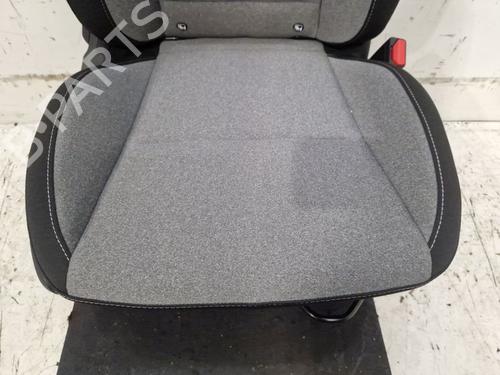 Left front seat MITSUBISHI COLT VII Hatchback (VB_) 1.0 MPi (VBXG0) | BP37142856C15 - Image 4
