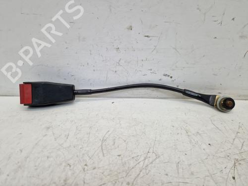 Sikkerhedssele-spænde Sikkerhedssele-spænde MERCEDES-BENZ /8 (W115) 230.4 (115.017) (110 hp) 33907912 33907912