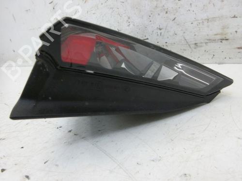 Left tailgate light TESLA MODEL Y (5YJY) EV Performance All-wheel Drive | BP40170532C79 - Image 4