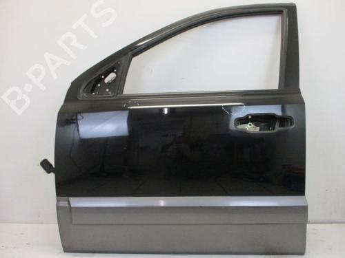 Used Left front door KIA SORENTO I (JC) 2.5 CRDi 4WD (140 hp) 26647590