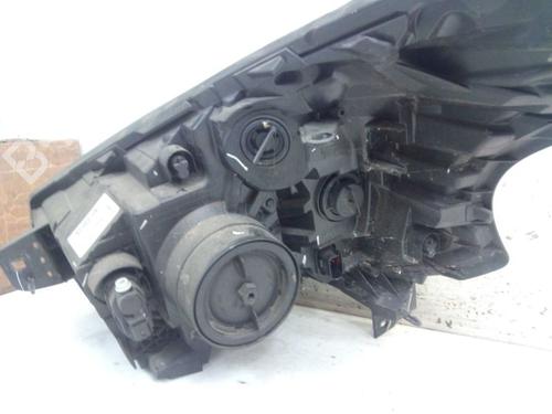 Right headlight RENAULT TRAFIC III Van (FG_) 1.6 dCi 95 (FGMJ, FGMR) | BP31807858C29 