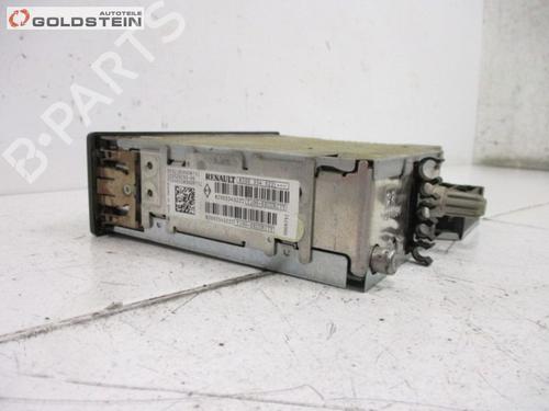 Radio RENAULT TRAFIC II Van (FL) 1.9 dCi 100 (FL0C, FL0K, FL0B) | BP37109398E6 - Image 2