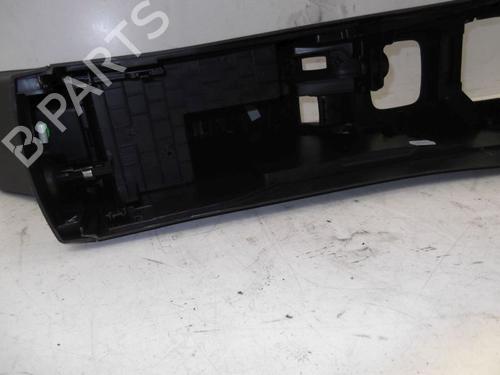 Middle console RENAULT MEGANE III Hatchback (BZ0/1_, B3_) 1.6 16V (BZ1B, BZ1H) | BP18807228I22 