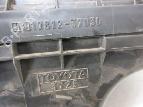 Air filter box TOYOTA PRIUS (_W3_) 1.8 Hybrid (ZVW3_) | BP31260427M87