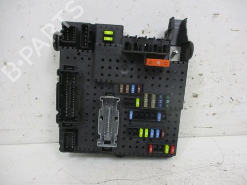 fuse-box-volvo-s60-i-384-2000-2001-2002-2003-2004-2005-2006-2007-2008-2009-2010-37110868 main image