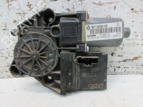 Used Right front window motor RENAULT MEGANE III Hatchback (BZ0/1_, B3_) 1.5 dCi (86 hp) 29093459
