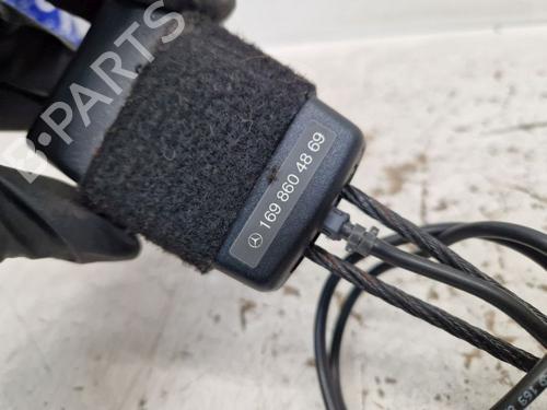 Sikkerhedssele-spænde MERCEDES-BENZ A-CLASS (W169) A 180 CDI (169.007, 169.307) | BP29603223I32