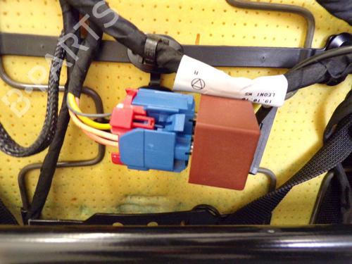 Right front seat RENAULT ESPACE IV (JK0/1_) 2.0 dCi (JK01, JK02, JK1J, JK1K, JK1H) | BP37120856C16 - Image 9