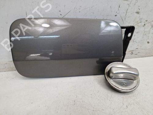 Used Fuel flap MERCEDES-BENZ 124 Saloon (W124) 300 D (124.130) (113 hp) 25791119