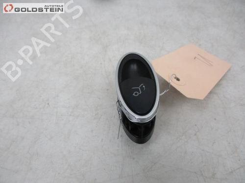 switch-mercedes-benz-e-class-t-model-s211-2003-2004-2005-2006-2007-2008-2009-37099317 main image