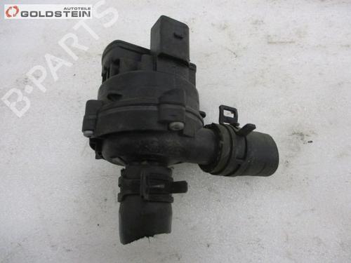Used Auxiliary water pump MERCEDES-BENZ GLA-CLASS (X156) GLA 220 CDI 4-matic (156.905) (170 hp) 18758130