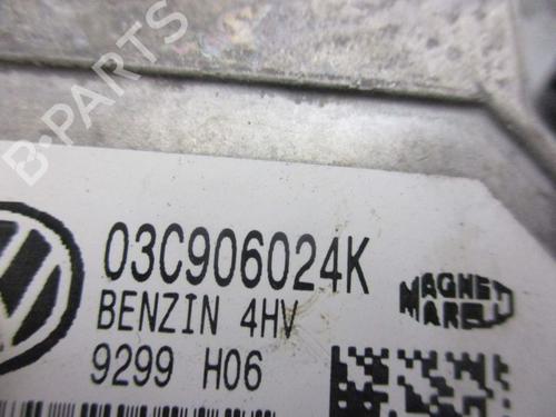 Engine control unit (ECU) VW GOLF V (1K1) 1.4 16V | BP37112472M57 - Image 3