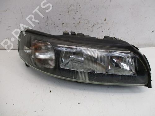 Used Right headlight VOLVO V70 II (285) 2.4 (170 hp) 28174714