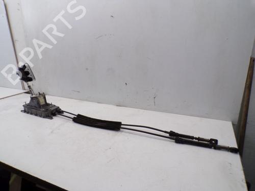 Pommeau de levier de vitesses VW GOLF PLUS V (5M1, 521) 1.6 (102 hp) 30667729