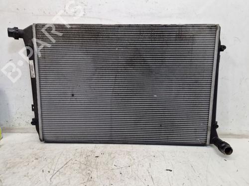Used Water radiator Water radiator 37137569 37137569