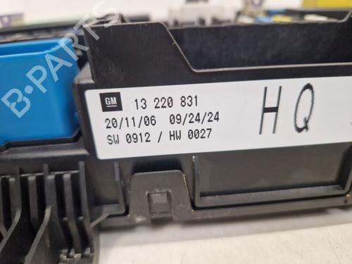 Fuse box OPEL ASTRA H TwinTop (A04) 1.6 (L67) | BP36503841E1 - Image 9