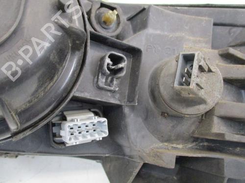 Right headlight VOLVO V70 II (285) 2.4 | BP28174714C29 