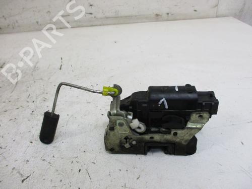 Cerradura puerta delantera izquierda Cerradura puerta delantera izquierda IVECO DAILY IV Van 29L12 V, 29L12 V/P (116 hp) 37115513 37115513