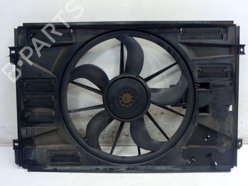 Used Fan VW TOURAN (1T3) 1.2 TSI (105 hp) 27597409