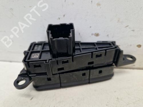 Switch FORD FOCUS III Turnier 1.0 EcoBoost | BP29099685I30