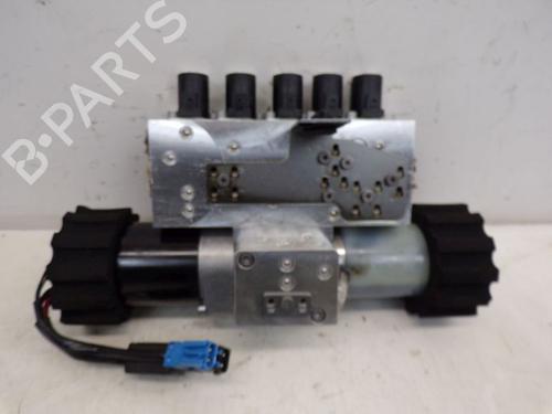 Used ABS pump BMW 3 Convertible (E93) 325 i (218 hp) 29097233