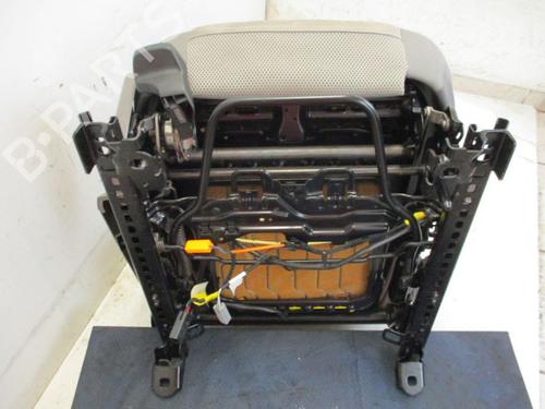 Right front seat VOLVO V50 (545) 2.4 | BP37114099C16 - Image 7