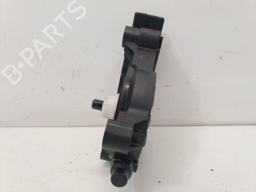 Left front window motor VW PASSAT B7 Variant (365) 2.0 TDI | BP37143704E21 - Image 3