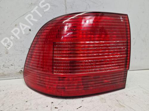 Venstre Baklys PORSCHE CAYENNE (9PA) S 4.5 (340 hp) 31703595