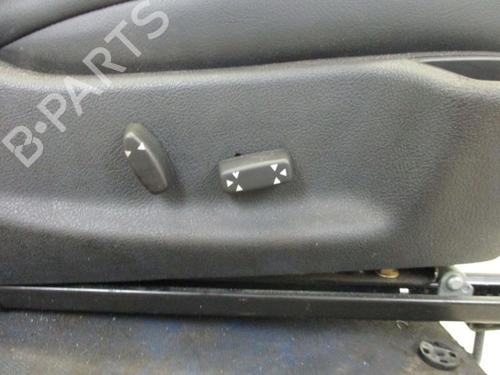Right front seat PEUGEOT 407 SW (6E_, 6D_) 2.0 HDi 135 | BP18799735C16 