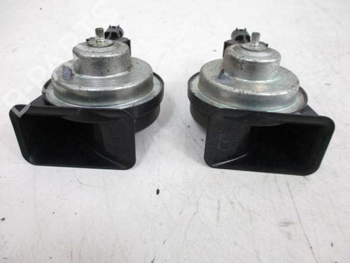 horn-bmw-3-e90-2004-2005-2006-2007-2008-2009-2010-2011-2012-37110803 main image
