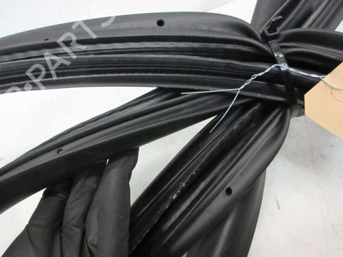 Rubber door seal VOLVO XC60 I SUV (156) 3.2 AWD | BP29097298C142 