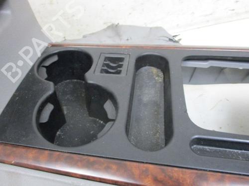 Middle console KIA SORENTO I (JC) 2.5 CRDi 4WD | BP37115871I22 - Image 4