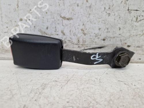 Used Seat buckle MITSUBISHI PAJERO PININ I (H6_W, H7_W) 2.0 GDI (H67W, H77W) (129 hp) 27577867