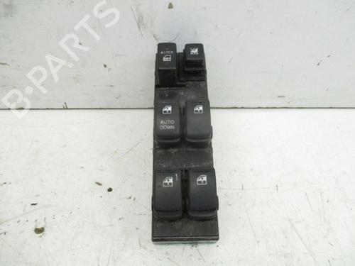 Used Switch HYUNDAI TUCSON (JM) 2.0 (141 hp) 30667899